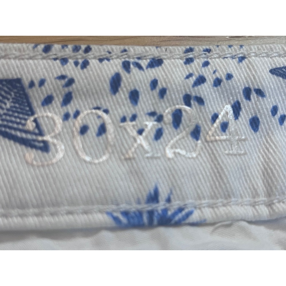 Tommy Bahama Beach Hut Print Jeans Womens 30x24 Blue White Coastal Toile - Picture 4 of 8